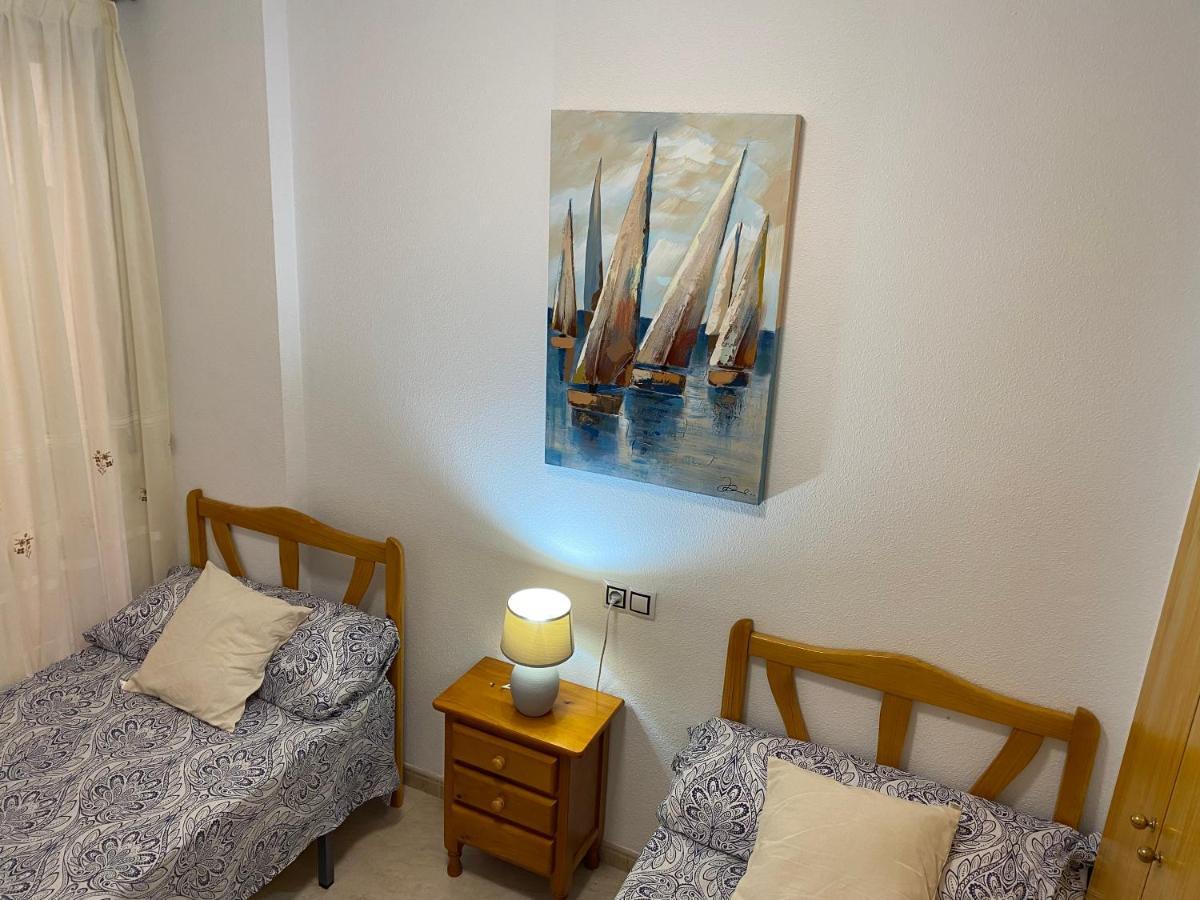 Amazing 2-Bedrooms Apartment With Pool Torrevieja Center 外观 照片